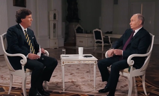 Tucker Carlson (L) and Russian President Vladimir Putin (R), Feb. 2024.