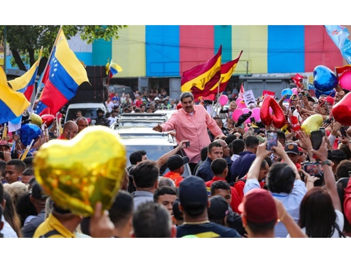 President Maduro to Register His Candidacy for the Elections