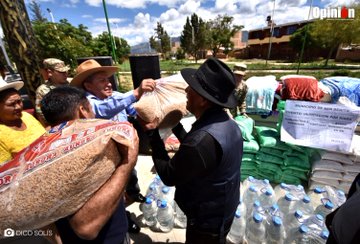 Delivery of aid to families affected by the Bolivian government, March 26, 2024