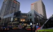 Medios locales indicaron que el servicio de Ambulancias de Nueva Gales del Sur señaló que fueron al menos siete las personas apuñaladas.