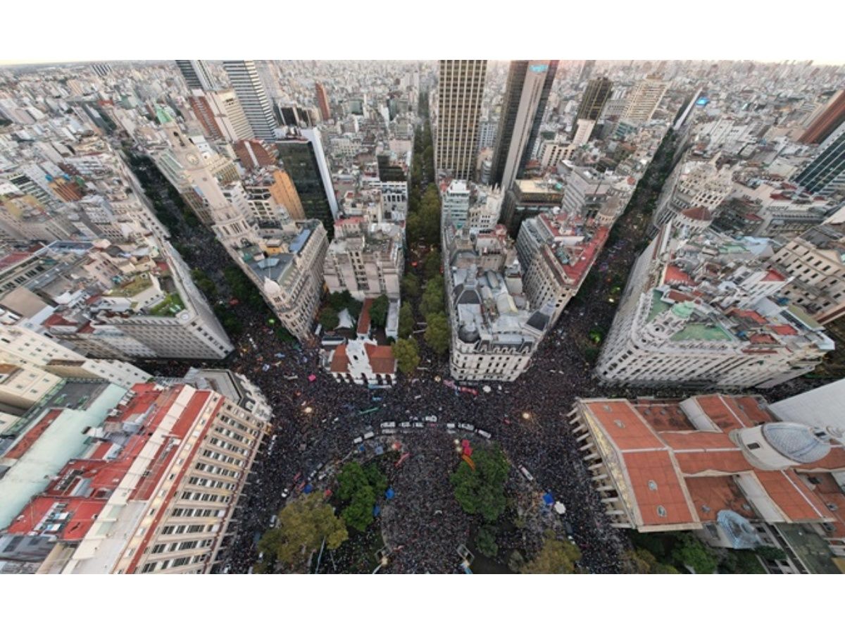 Argentines Take to the Streets to Defend Public Education