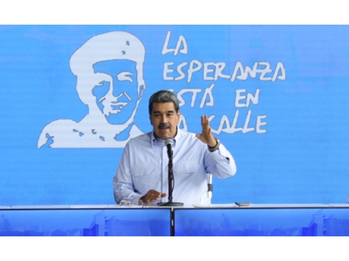 President Maduro Praises the Seven Transformations Plan