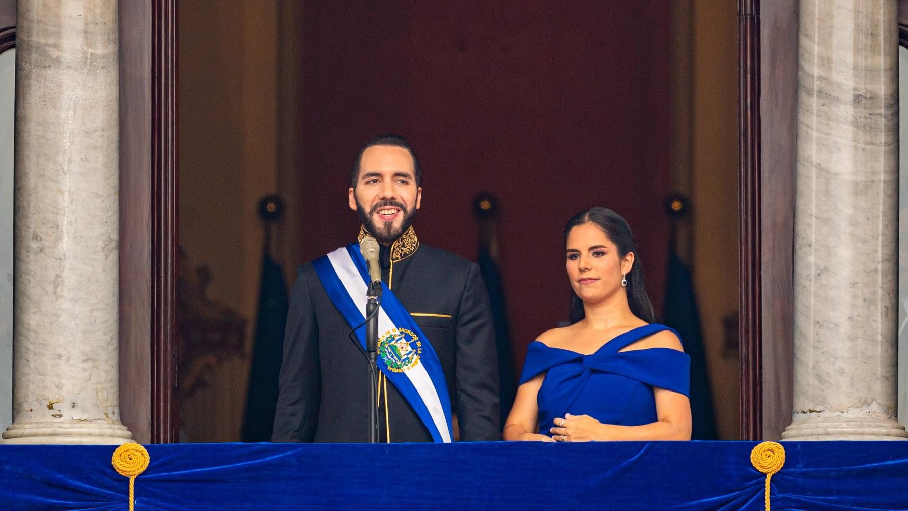 Bukele and his wife during the investiture ceremony in the National Palace, San Salvador.